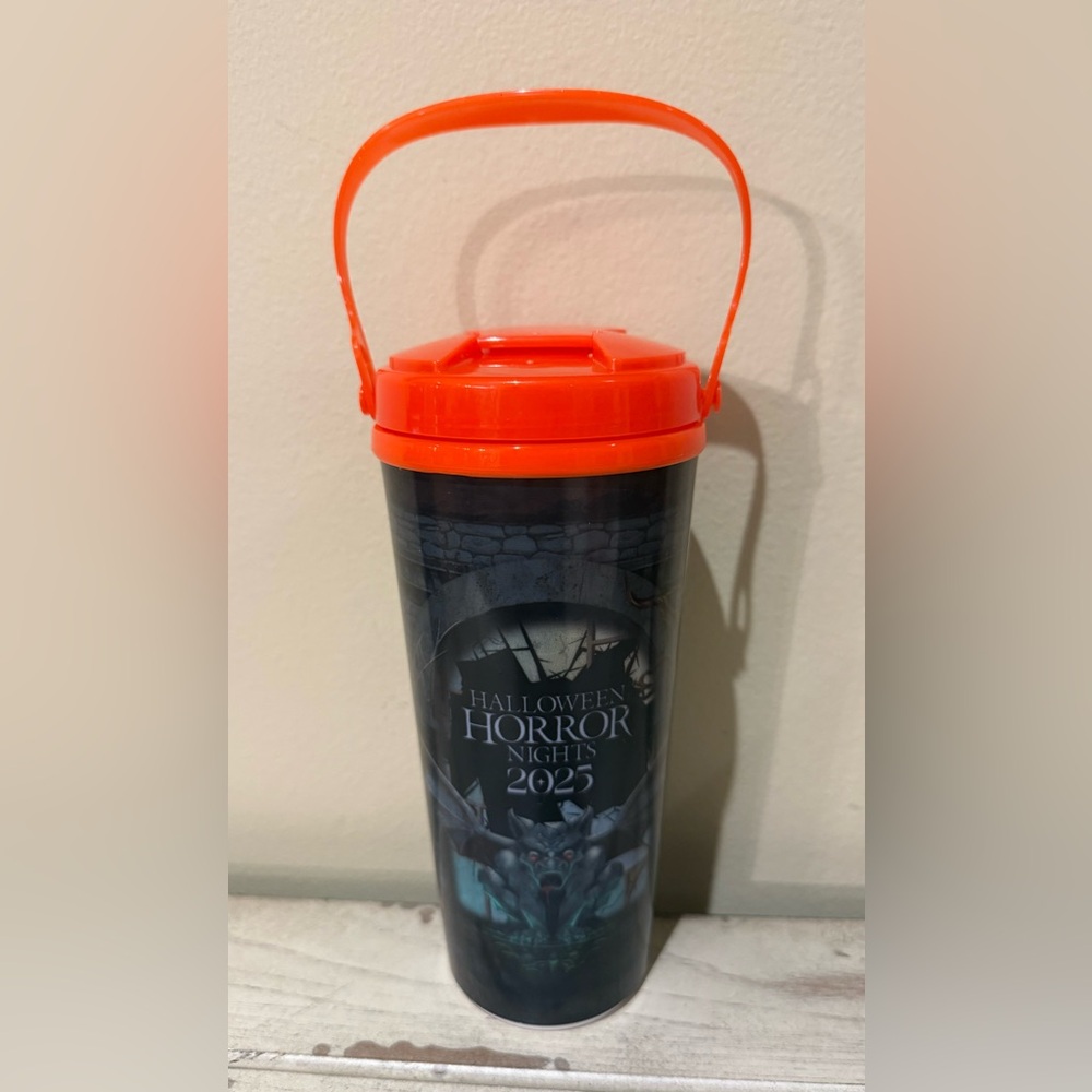 Halloween Horror Nights 2025 Souvenir Cup